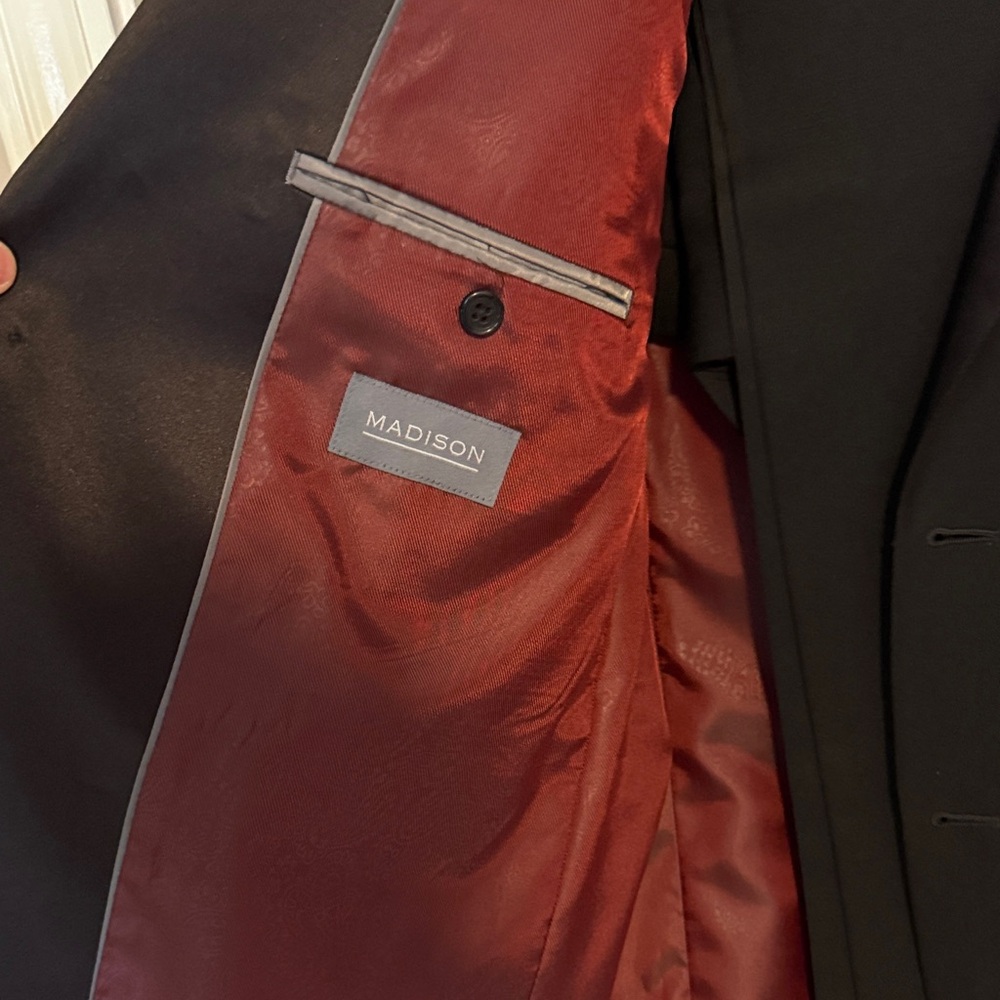 Madison Black Tuxedo EUC - Picture 4 of 10